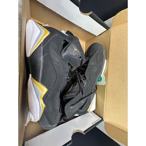 Nike Jordan True Flight Basketball Shoes Black Metallic Gold Size 8.5 Mens - Picture 9 of 10